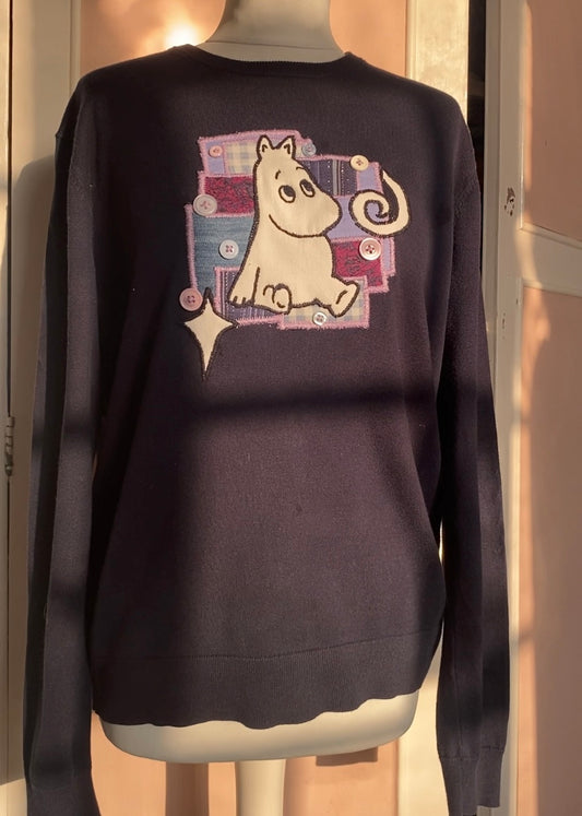 White hippo patch work jumper